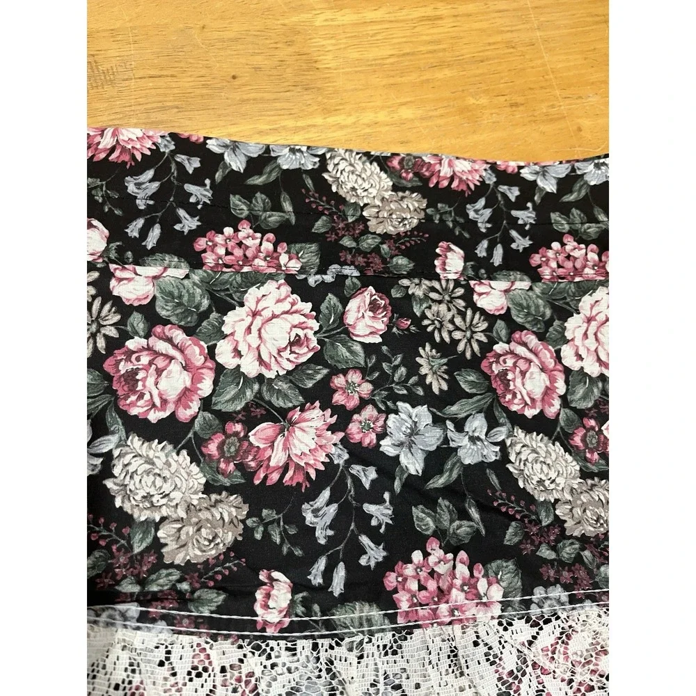 Vtg Rose Pink‎ Black Lace Valance 58x16